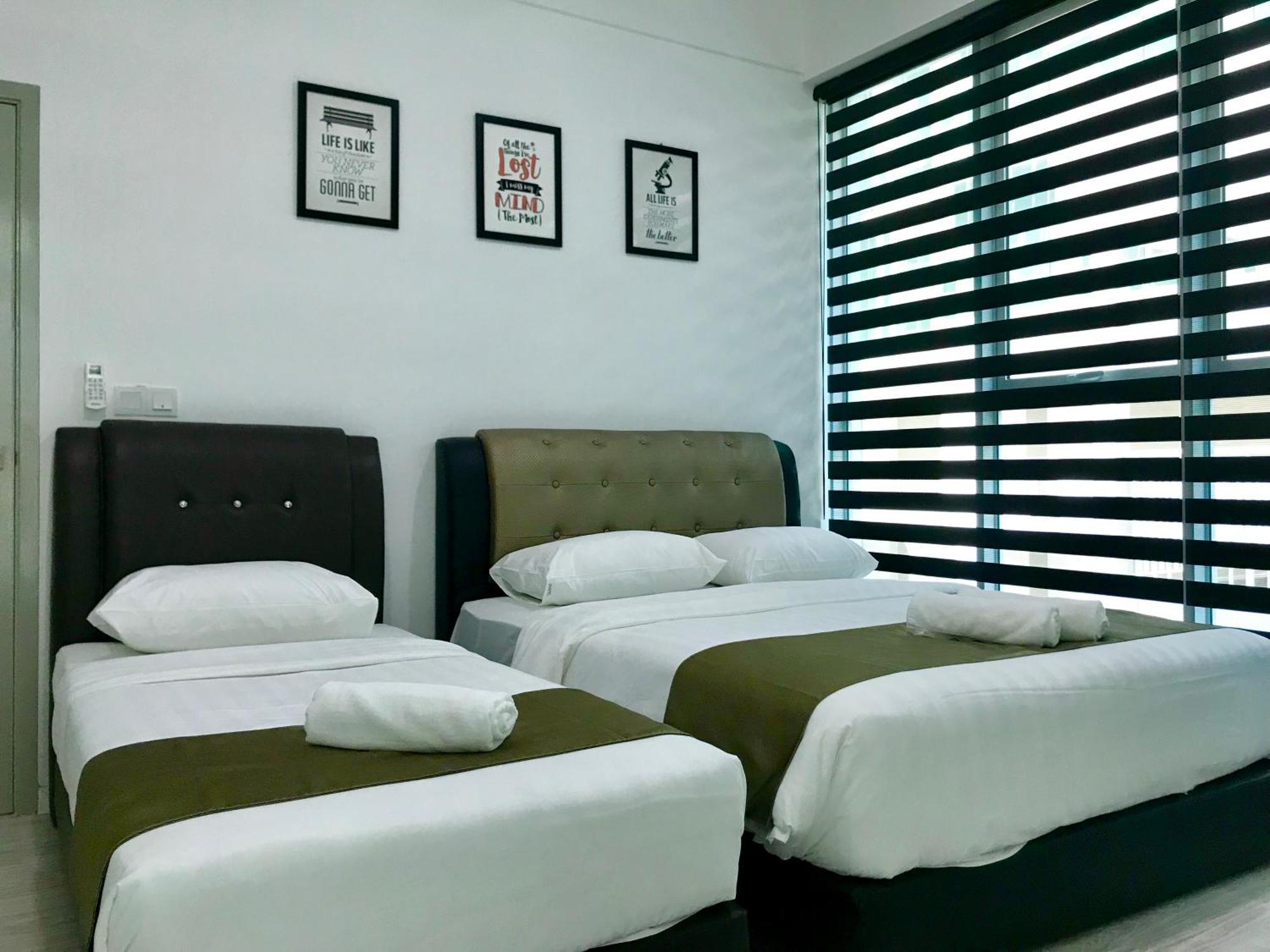Sunset Seaview Vacation @ Infinity Avenue