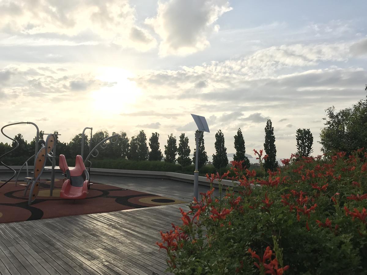 Sunset Seaview Vacation @ Infinity Avenue